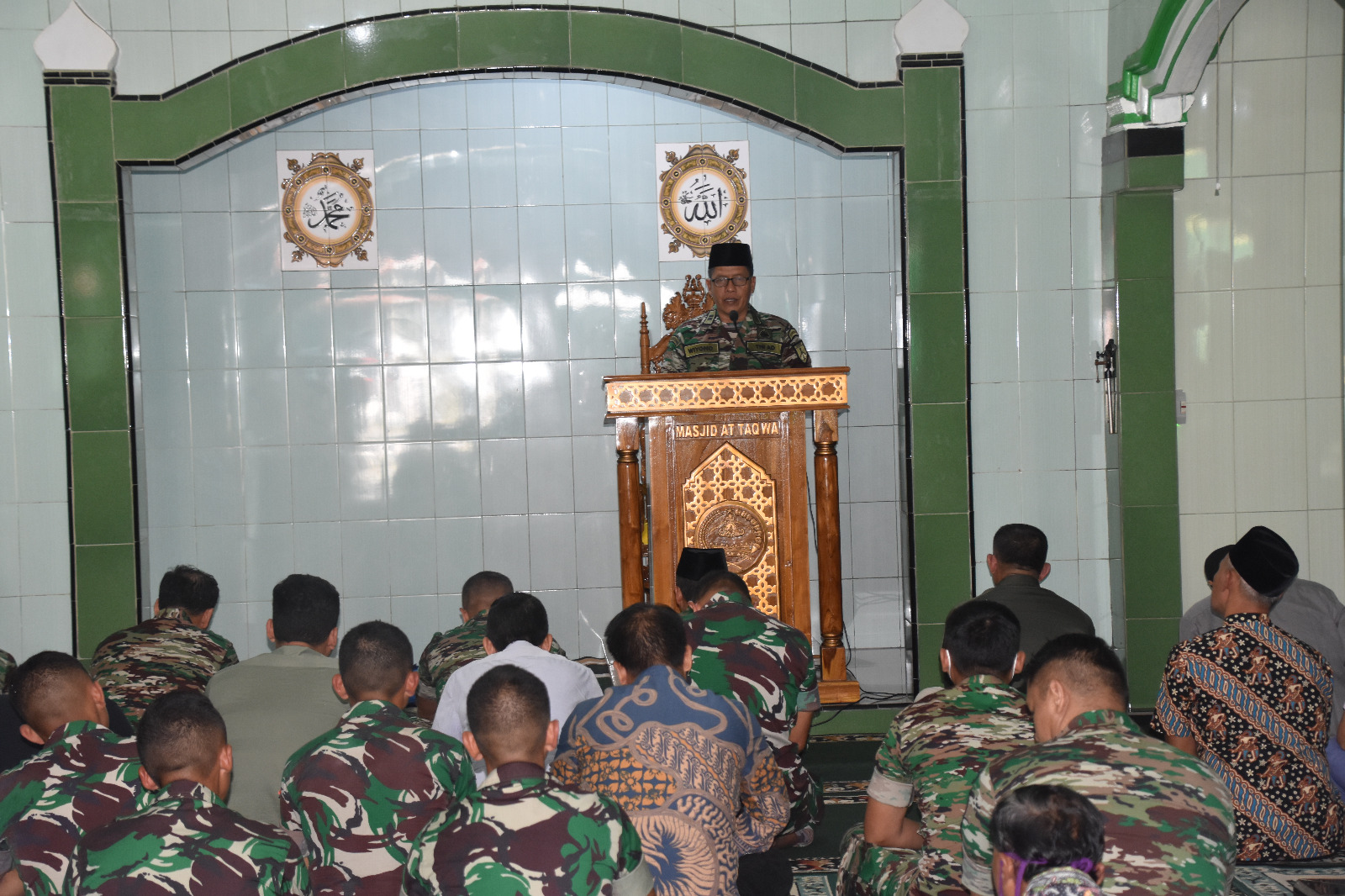 Melalui Khutbah Jumat,  Lettu Inf Wiyono : Pentingnya Menghargai Perbedaan